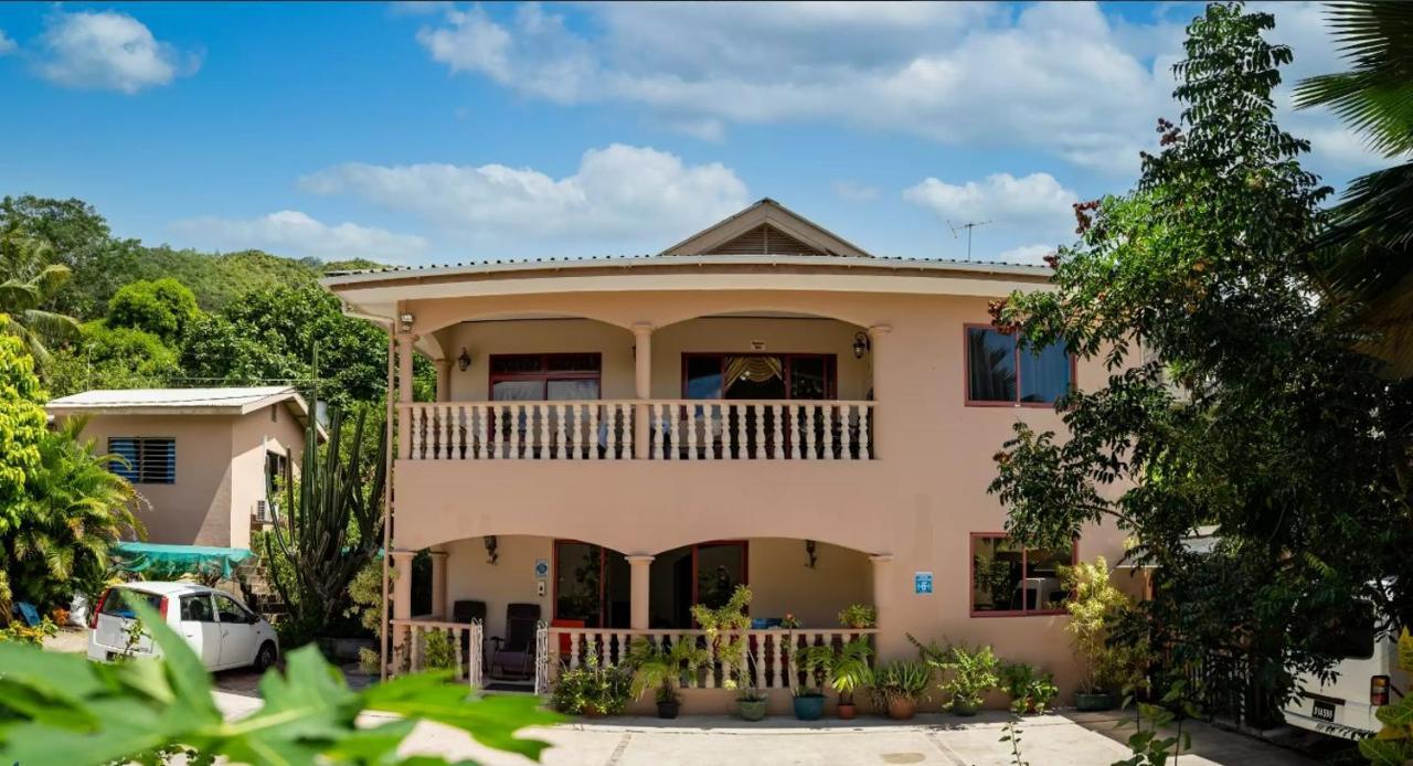 Apartament Chez Benoit Self Catering Victoria Zewnętrze zdjęcie