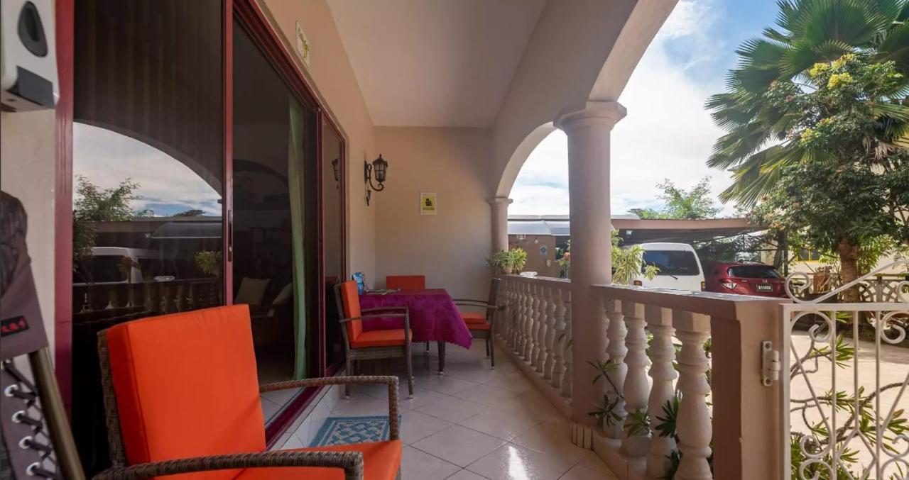 Apartament Chez Benoit Self Catering Victoria Zewnętrze zdjęcie