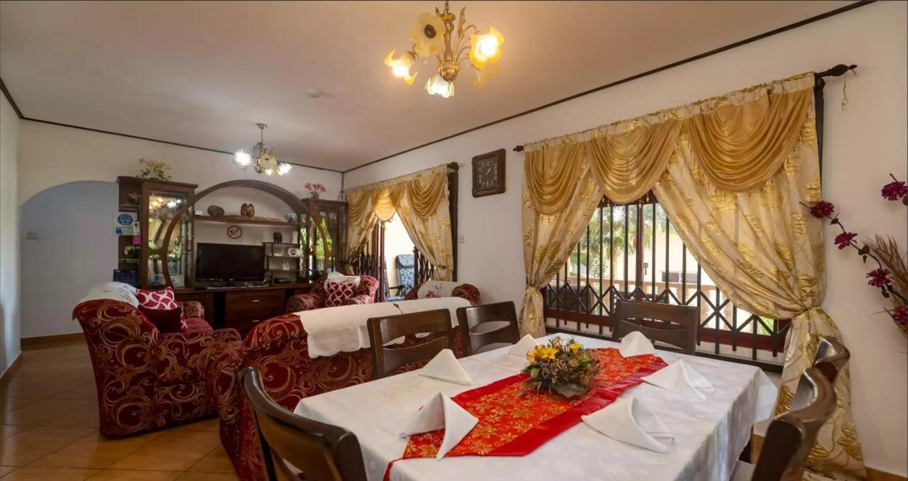 Apartament Chez Benoit Self Catering Victoria Zewnętrze zdjęcie